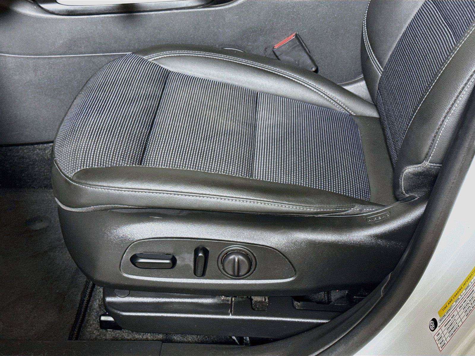 Certified 2024 Buick Envista Preferred w/ Convenience I Package FWD image 16