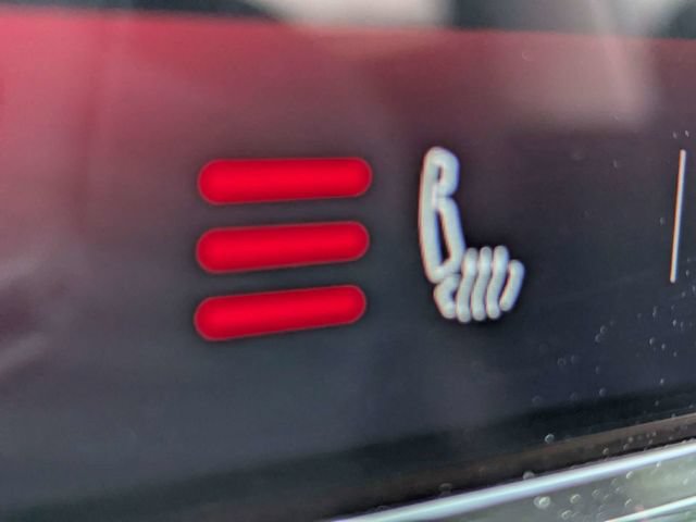 New 2026 Volkswagen Tiguan SE FWD image 23