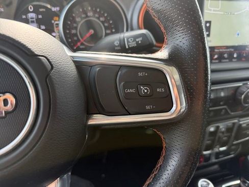 Used 2021 Jeep Gladiator Mojave AWD/4WD image 23