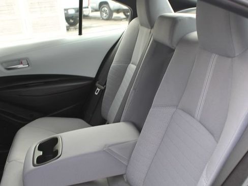 Certified 2025 Toyota Corolla SE FWD image 30