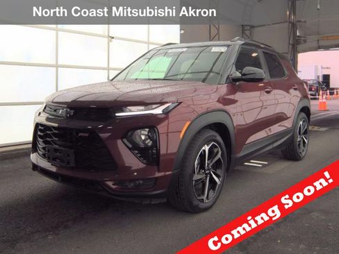 Used 2022 Chevrolet TrailBlazer RS FWD image 1