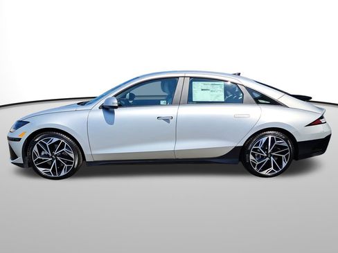 New 2024 Hyundai Ioniq 6 SEL image 9