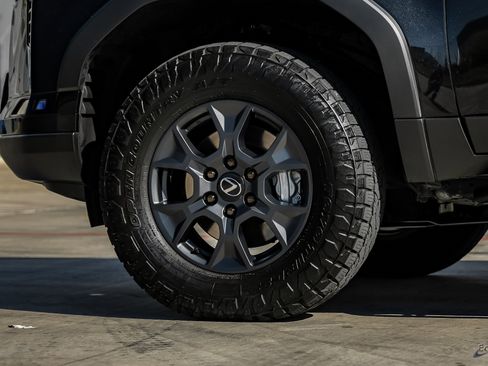 Used 2025 Lexus GX 550 image 96