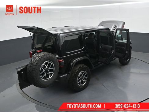 Used 2026 Jeep Wrangler Unlimited Rubicon AWD/4WD image 49