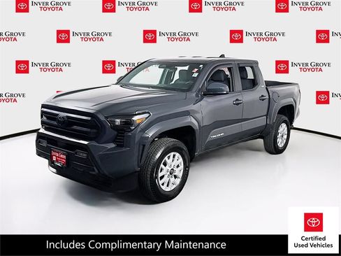 Certified 2025 Toyota Tacoma SR5 AWD/4WD image 1