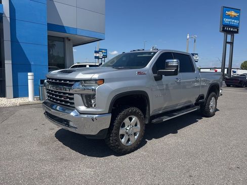 Used 2020 Chevrolet Silverado 2500 LTZ w/ LTZ Plus Package image 3