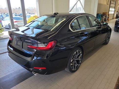 New 2026 BMW 330i xDrive Sedan w/ Convenience Package image 7