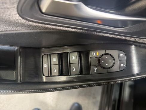 Certified 2023 Nissan Rogue SV image 19