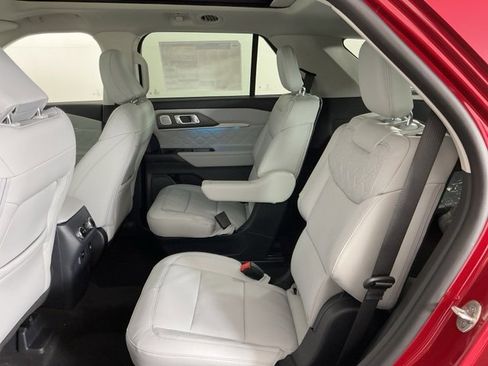 New 2026 Ford Explorer Platinum w/ LUX Leather Package image 28