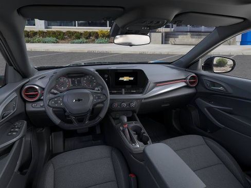 New 2026 Chevrolet Trax RS w/ Sunroof Package FWD image 15
