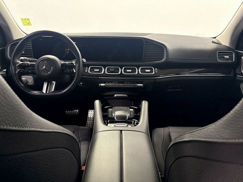 Used 2024 Mercedes-Benz GLS 450 4MATIC image 26