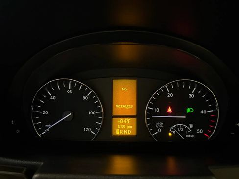 Used 2015 Mercedes-Benz Sprinter 2500 image 14