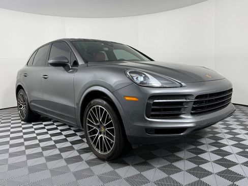 Used 2021 Porsche Cayenne image 7