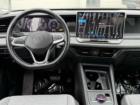 New 2025 Volkswagen Tiguan S image 19