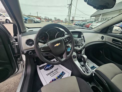 Used 2012 Chevrolet Cruze LS w/ Connectivity Package image 12