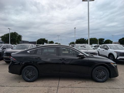 New 2026 Nissan Sentra SV FWD image 3
