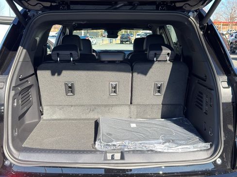 New 2026 Chevrolet Traverse High Country image 28