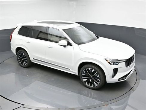 New 2026 Volvo XC90 B6 Ultra image 46