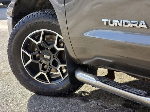 Used 2008 Toyota Tundra Base image 7