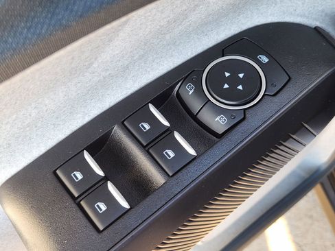 Used 2025 Ford Maverick XLT FWD image 32