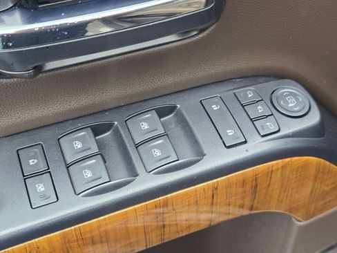 Used 2017 GMC Sierra 2500 SLT w/ Duramax Plus Package image 23