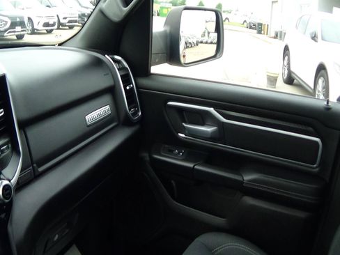 Certified 2025 RAM 1500 Big Horn AWD/4WD image 30