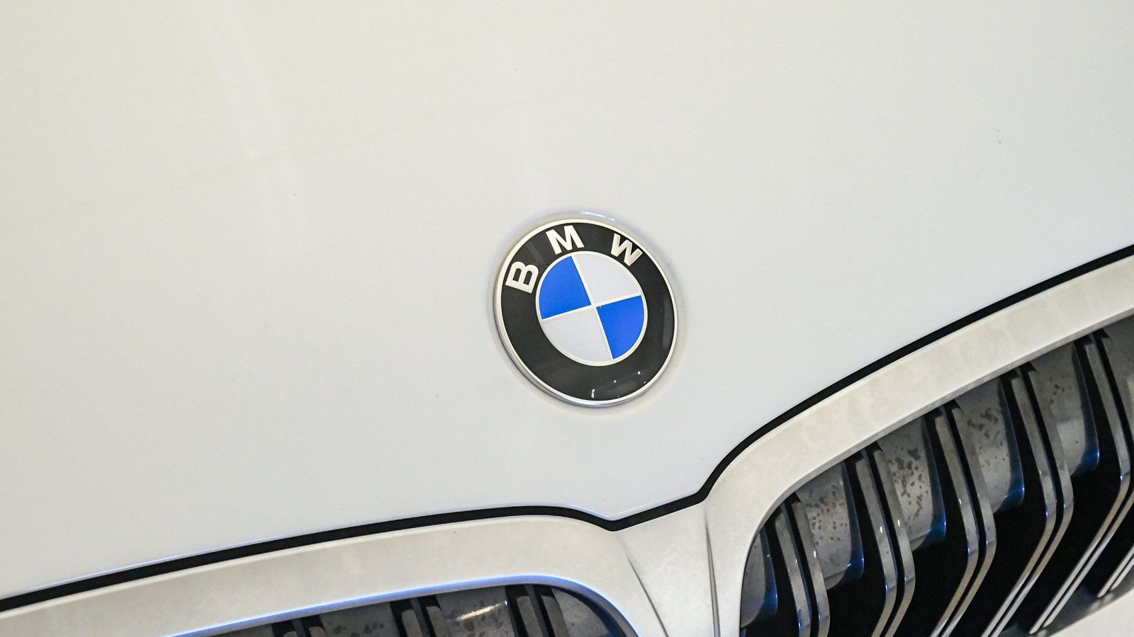 Used 2023 BMW 330i Sedan w/ Premium Package RWD image 8