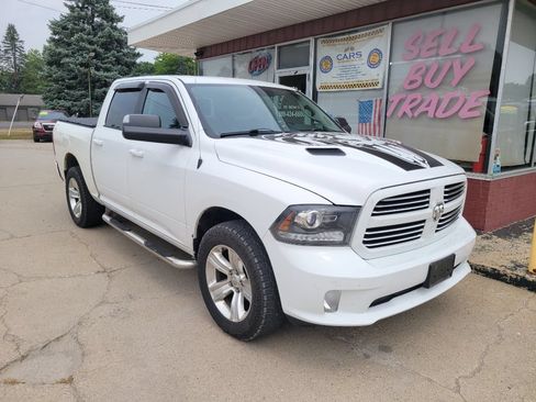 Used 2014 RAM 1500 Sport w/ Trailer Tow Group AWD/4WD image 3