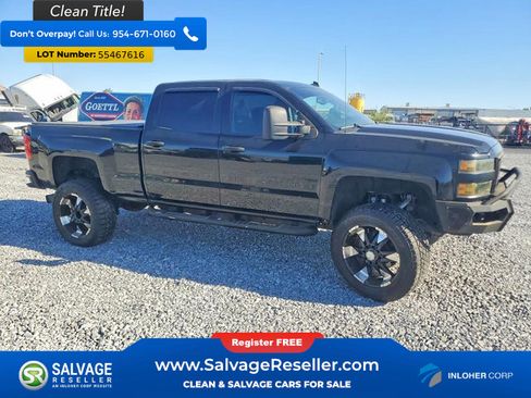 Used 2015 Chevrolet Silverado 3500 LT w/ LT Convenience Package AWD/4WD image 5