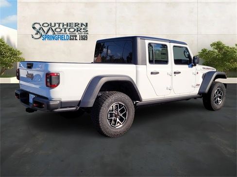 New 2025 Jeep Gladiator Rubicon w/ Convenience Group image 5
