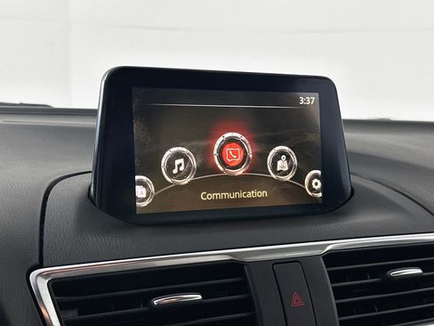 Used 2018 MAZDA MAZDA3 Grand Touring FWD image 14