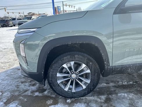 New 2026 Chevrolet Equinox LT image 34