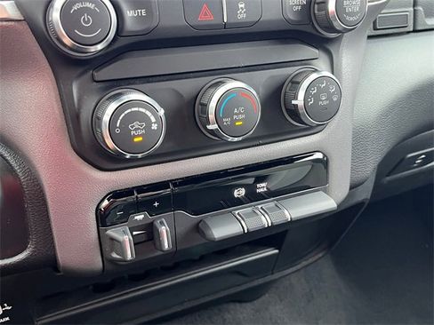 Used 2023 RAM 2500 Big Horn w/ Level 1 Equipment Group image 22