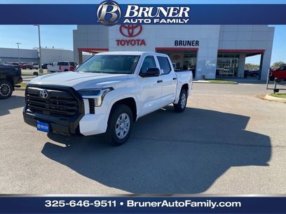 New 2025 Toyota Tundra SR