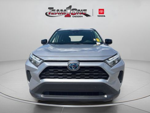 Certified 2023 Toyota RAV4 LE AWD/4WD image 4