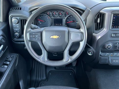 Used 2022 Chevrolet Silverado 1500 Custom image 11