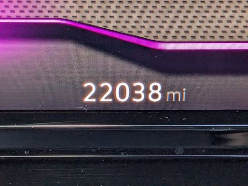 Used 2023 Volkswagen Golf 20th Anniversary Edition image 35