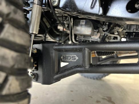 New 2026 Ford F250 Lariat w/ Black Appearance Package image 17