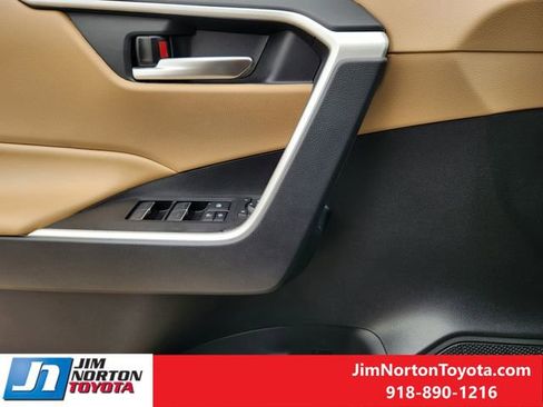 Used 2025 Toyota RAV4 XLE Premium AWD/4WD image 25