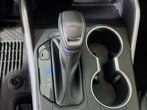 Certified 2022 Toyota Highlander XLE image 19