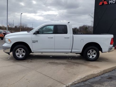 Used 2019 RAM 1500 Classic SLT AWD/4WD image 17