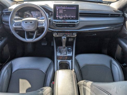 Used 2022 Jeep Compass Altitude image 14