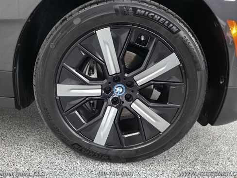 Used 2023 BMW iX xDrive50 w/ Convenience Package AWD/4WD image 30