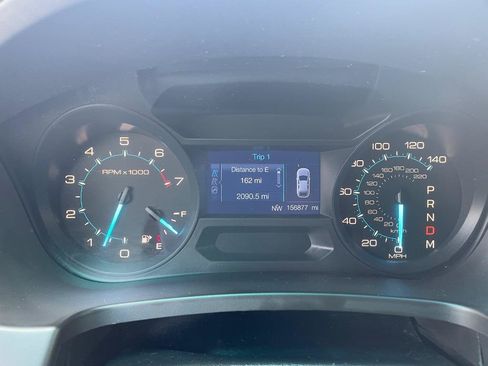 Used 2014 Ford Explorer XLT FWD image 29