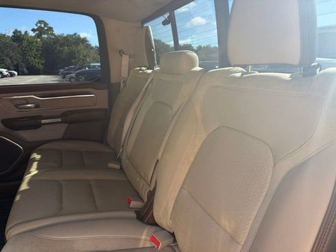 Used 2019 RAM 1500 Laramie AWD/4WD image 11