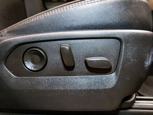 Used 2021 Chevrolet Tahoe High Country image 27