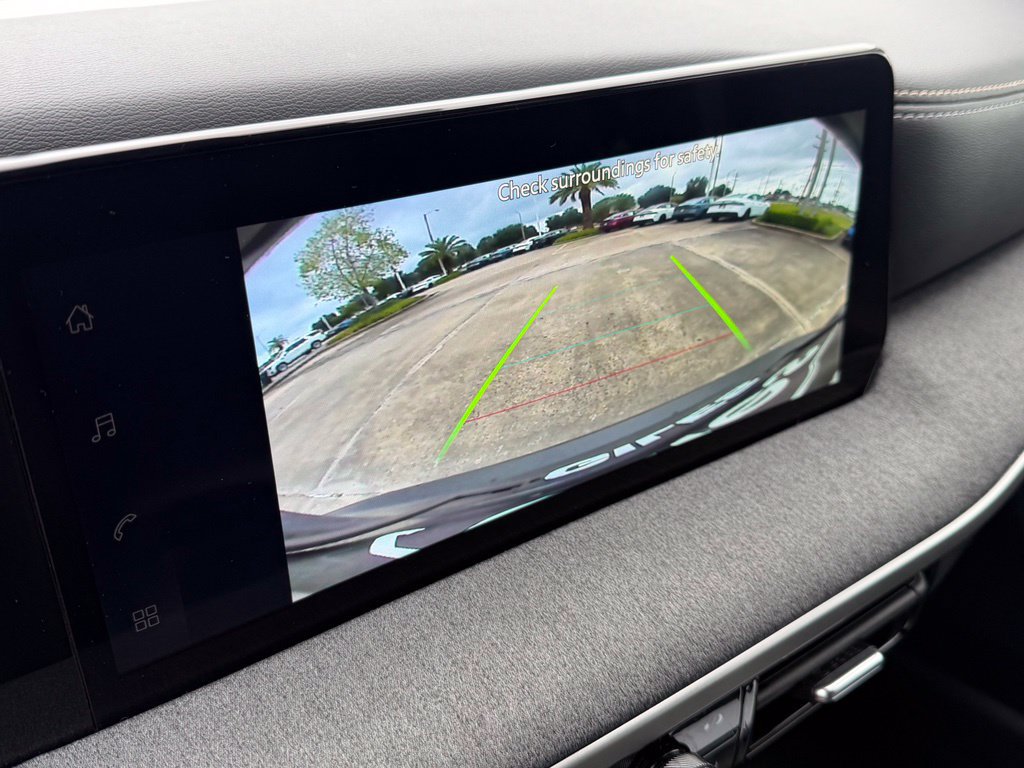 Used 2026 Nissan Kicks SV FWD image 19