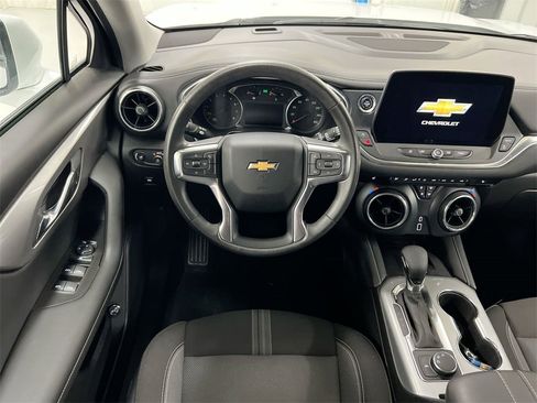 Used 2024 Chevrolet Blazer LT w/ Convenience Package image 19