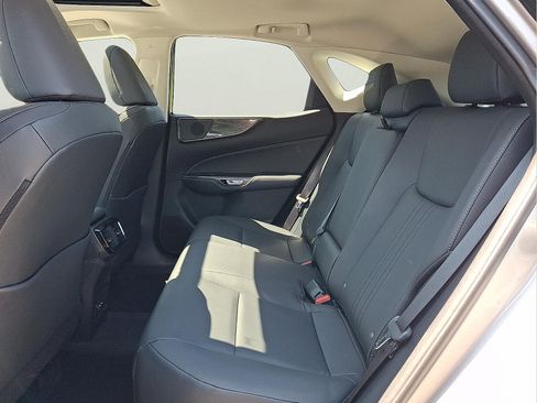 Used 2023 Lexus NX 350 AWD image 11