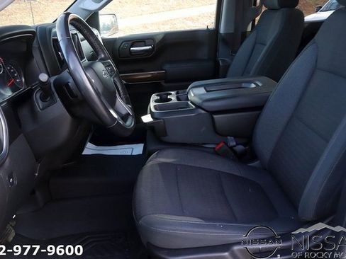 Used 2020 Chevrolet Silverado 1500 LT Trail Boss w/ Bed Protection Package image 16